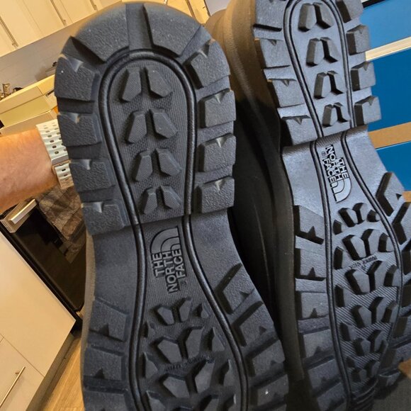 The North Face Mens Chilkat V Zip Waterproof TNF Black Grey Snow Boots SZ 10 NEW - Picture 10 of 14